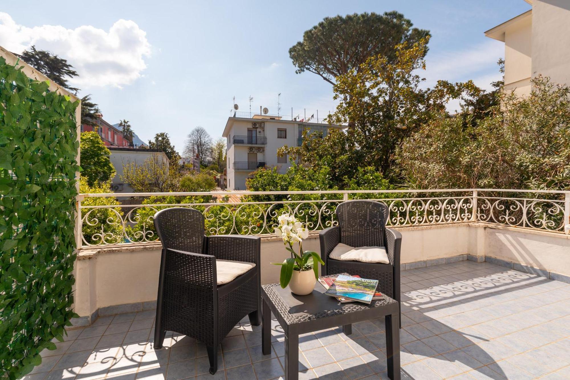 Villa Sorrento Meta Exterior foto