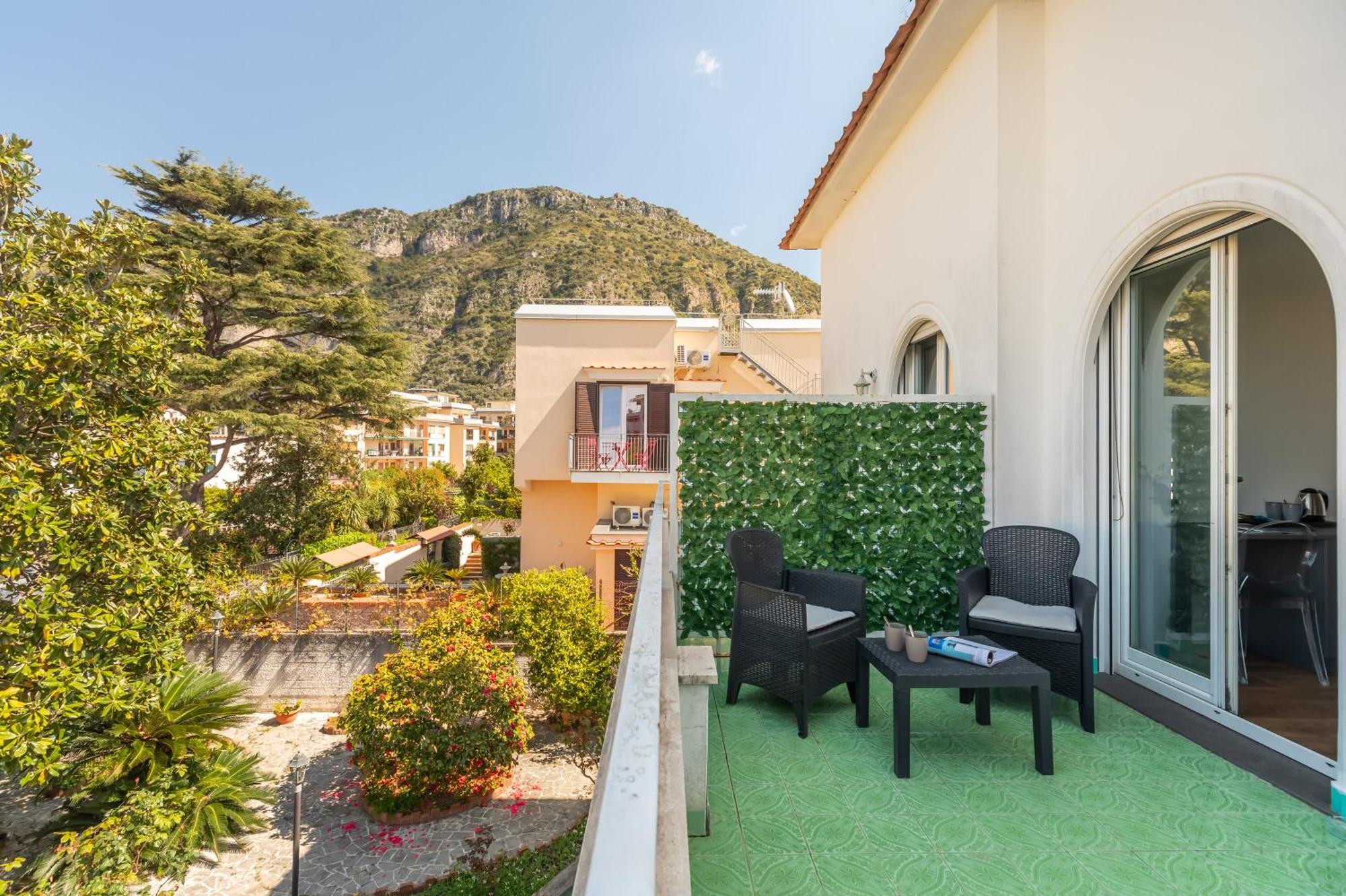 Villa Sorrento Meta Exterior foto